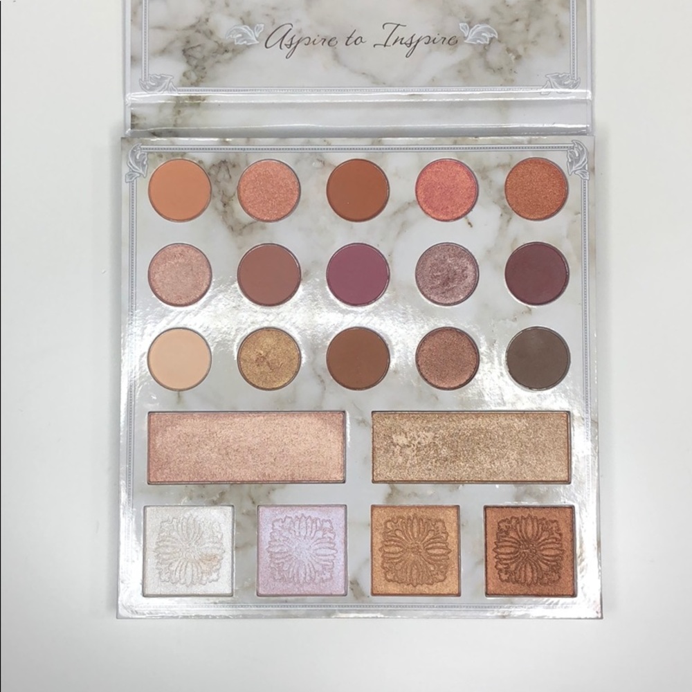 BH Cosmetics Carli Bybel Deluxe Palette